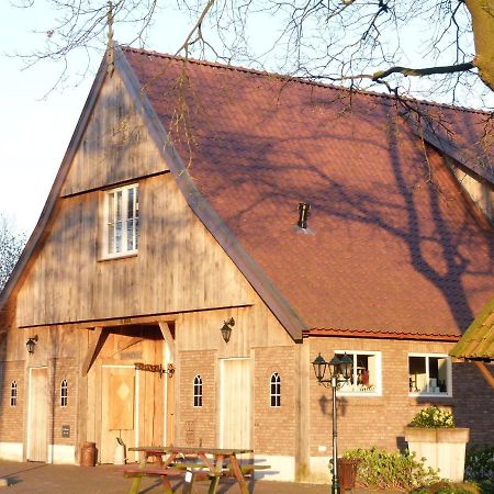 Peaceful Holiday Home With Roofed Terrace Geesteren  Rom bilde