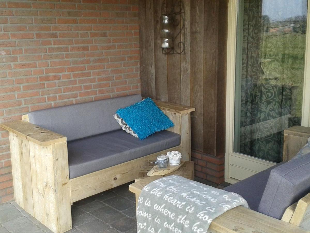 Peaceful Holiday Home With Roofed Terrace Geesteren  Eksteriør bilde
