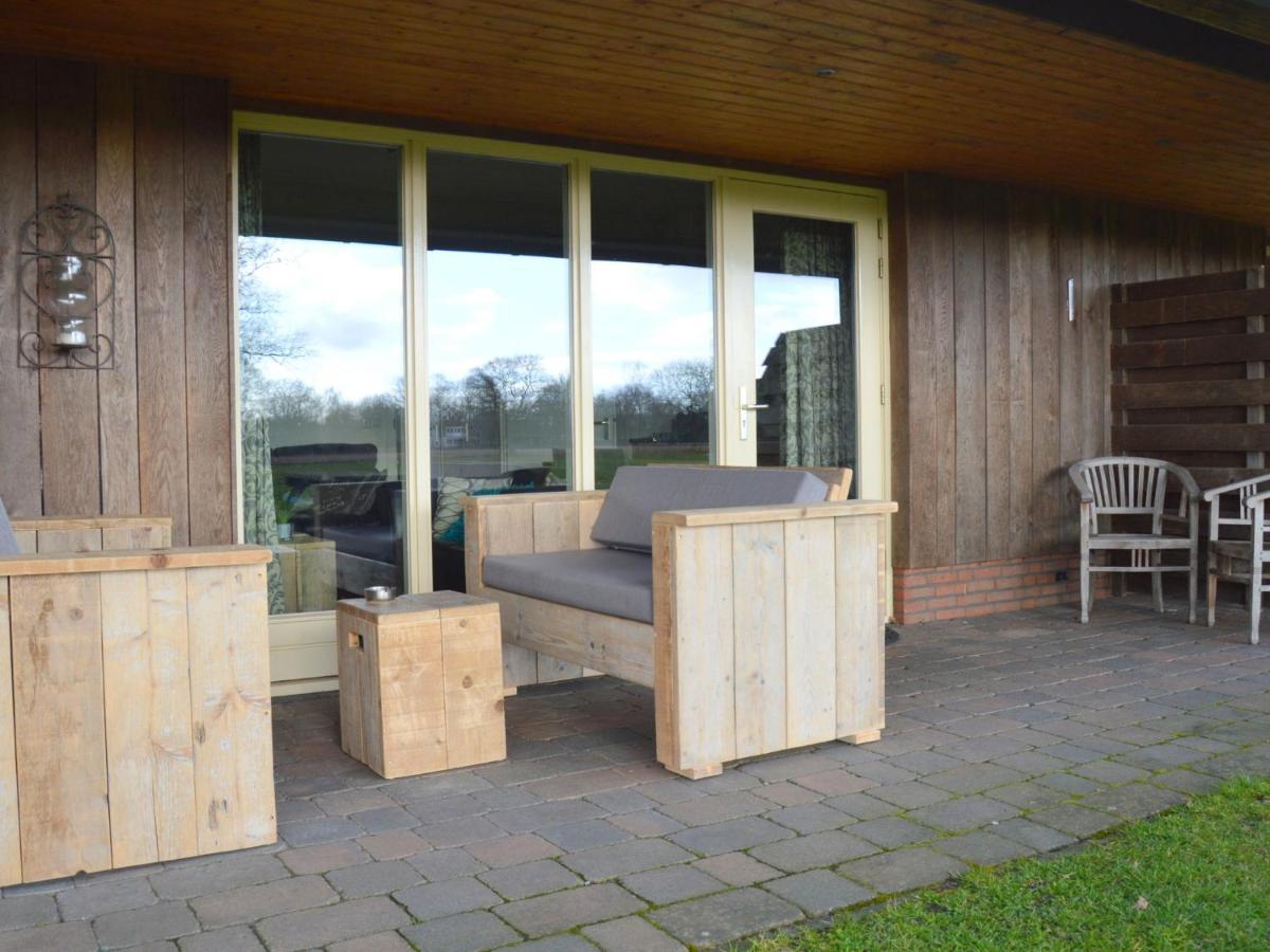 Peaceful Holiday Home With Roofed Terrace Geesteren  Eksteriør bilde